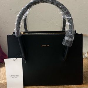 BLACK ANGELA ROI ELEANOR SATCHEL